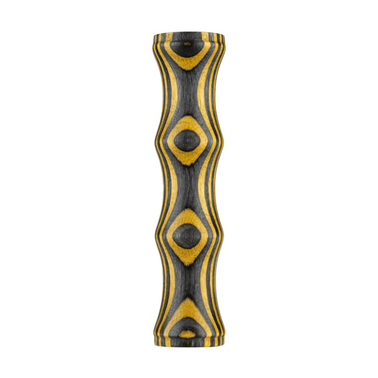 Japona Hookah SatoshiSatori Sleeve Yellow Black Mundstück.JPG
